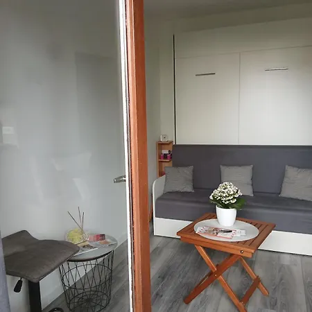 Cosy Avec Jardinet Апартаменты