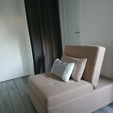Cosy Avec Jardinet Апартаменты