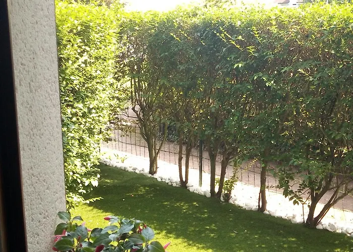 Cosy Avec Jardinet Apartment Varaville